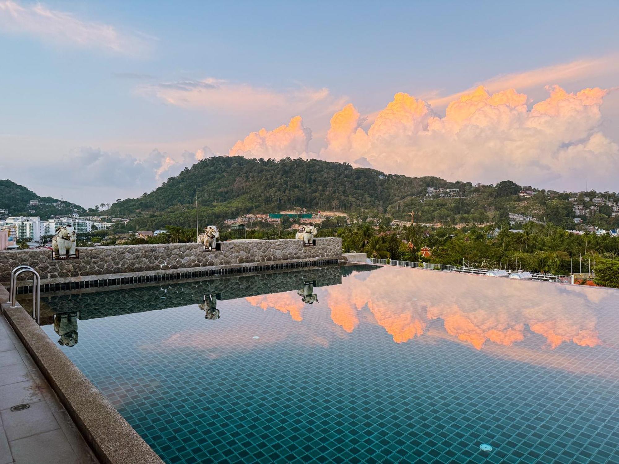 เมียจ๋า โรงแรม Patong